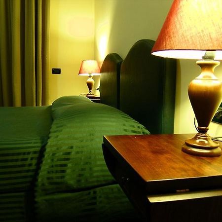 Relax Style House Central Rooms Pescara Exterior photo
