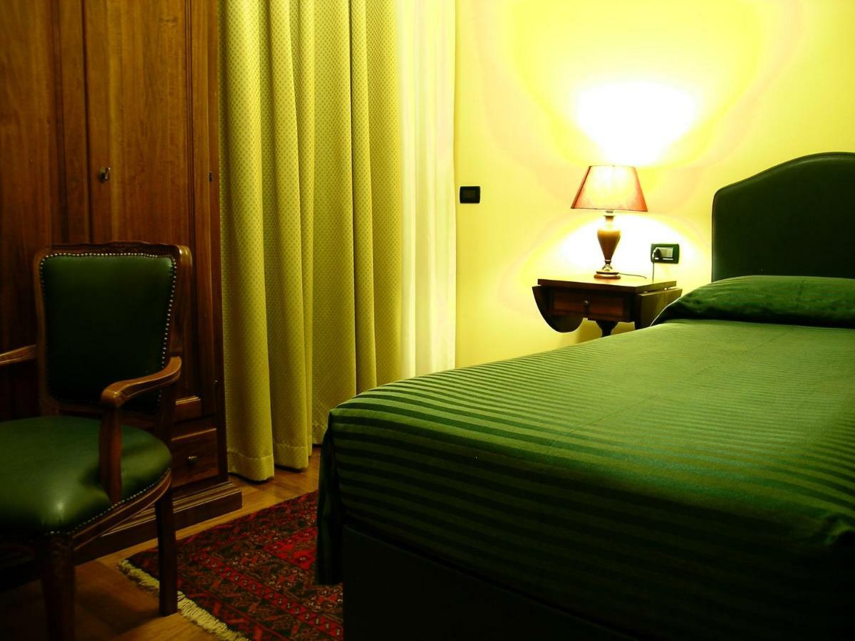 Relax Style House Central Rooms Pescara Exterior photo